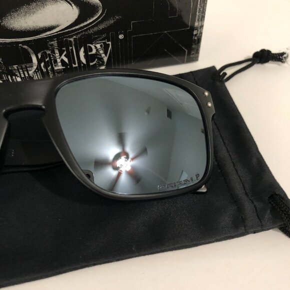 Silver Prizm Polarized OAKLEY HOLBROOK Black Matte Frame 9102 - Picture 3 of 7